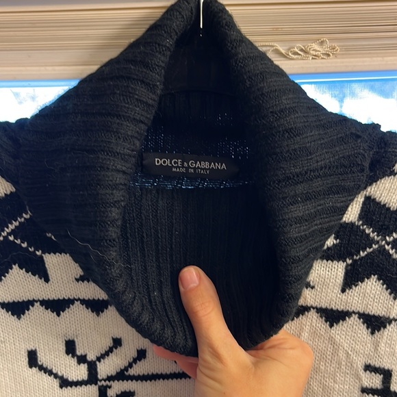 Gorgeous winter/ holiday sweater by DOLCE & GABBANA. White and black in color XS - Picture 3 of 3